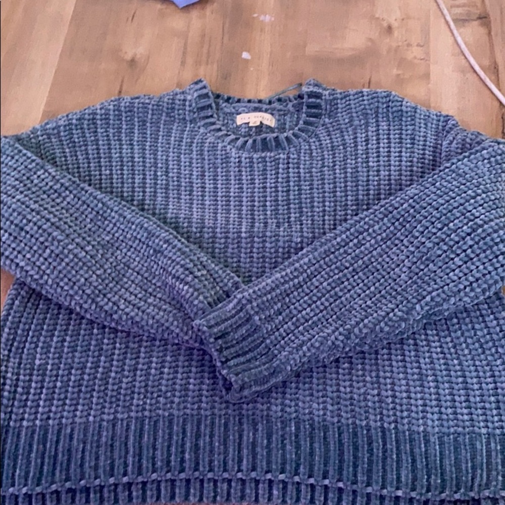 Pacsun sweater
